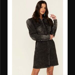 Western Billy T black denim dress size L